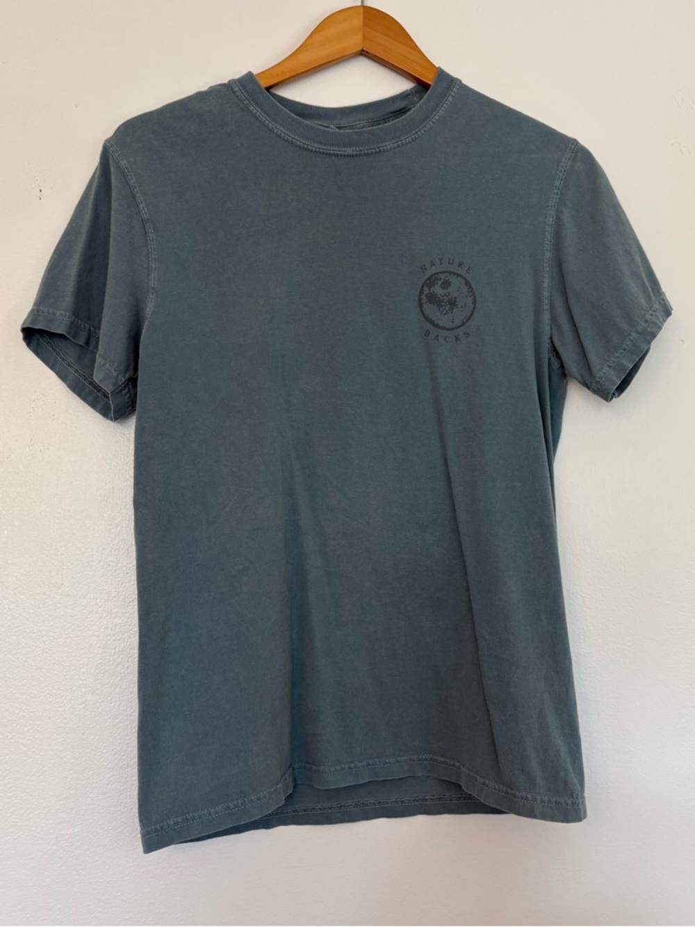Women's Nature Backs Comfort Colors Slate-Teal Short Sleeve Crew Tee. Size S.